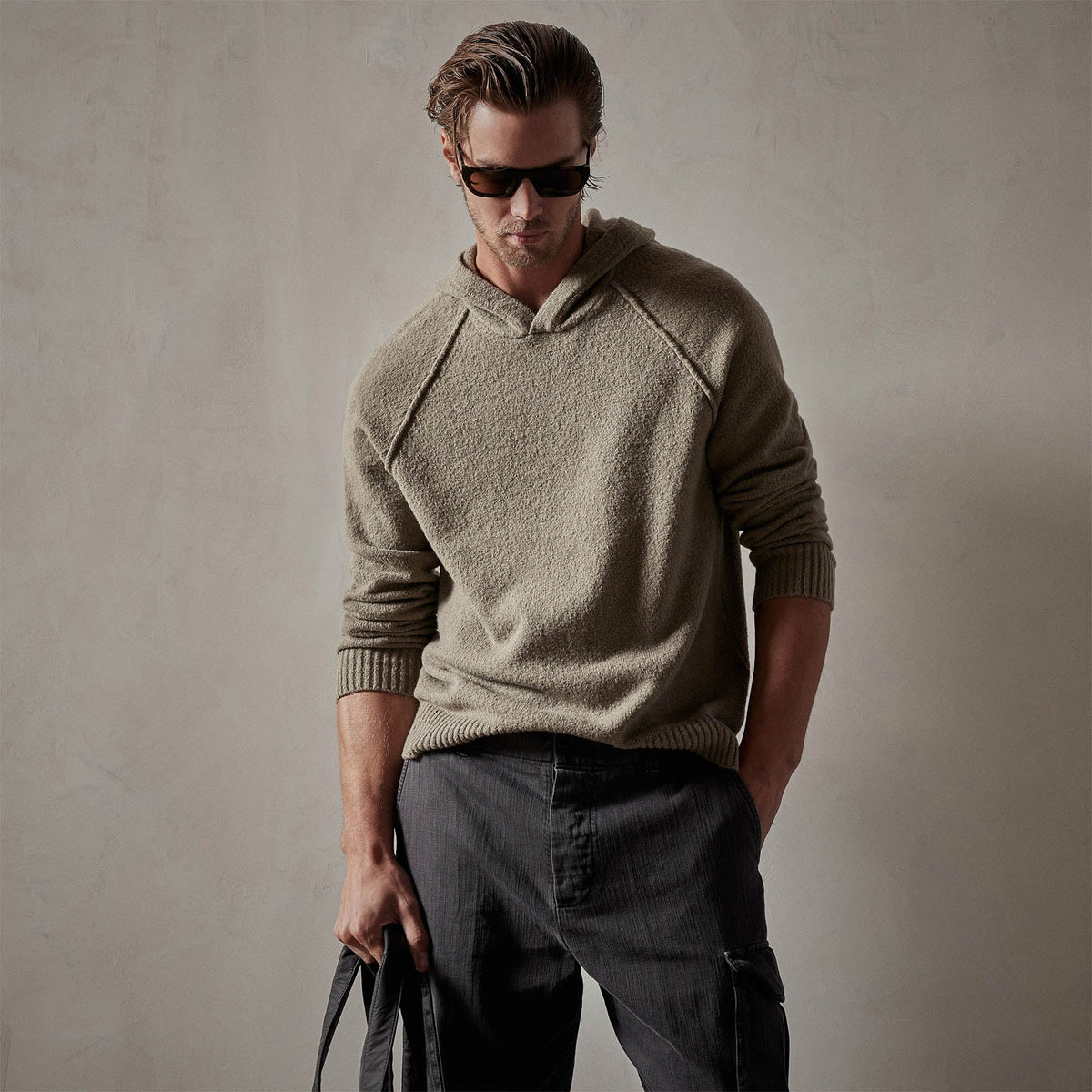 Cashmere Hooded Raglan in Khaki | James Perse Los Angeles
