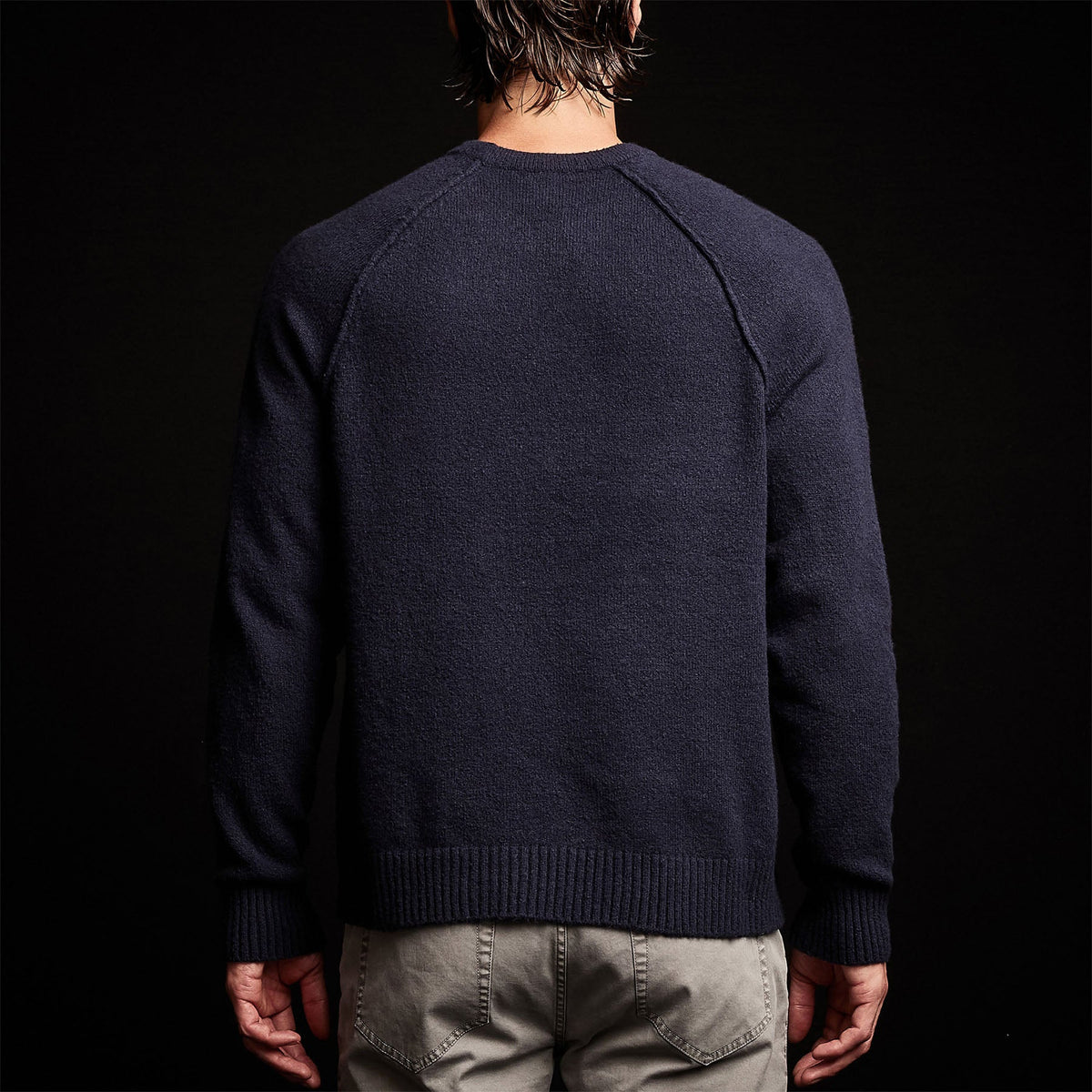 Cashmere Raglan Sweater in Navy | James Perse Los Angeles