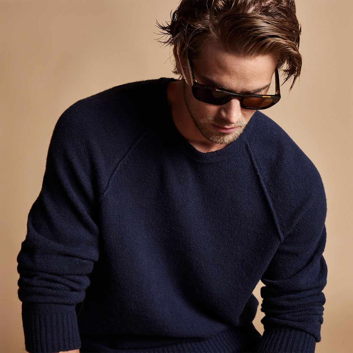 Cashmere Raglan Sweater in Navy | James Perse Los Angeles
