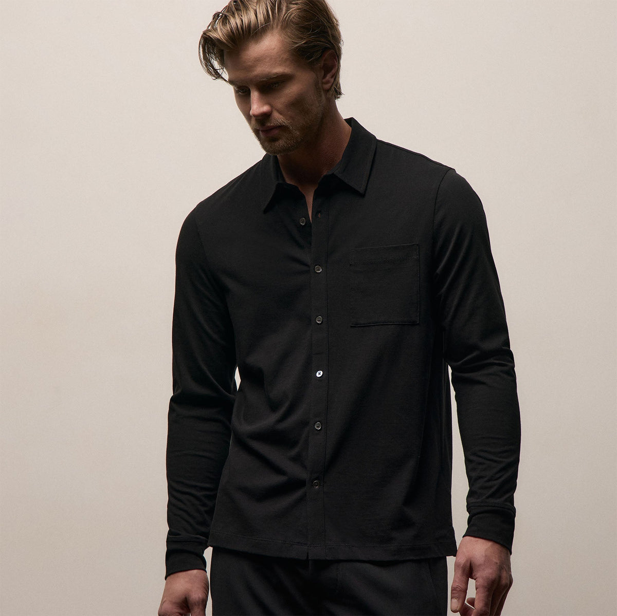 Clean Finish Jersey Shirt in Black | James Perse Los Angeles