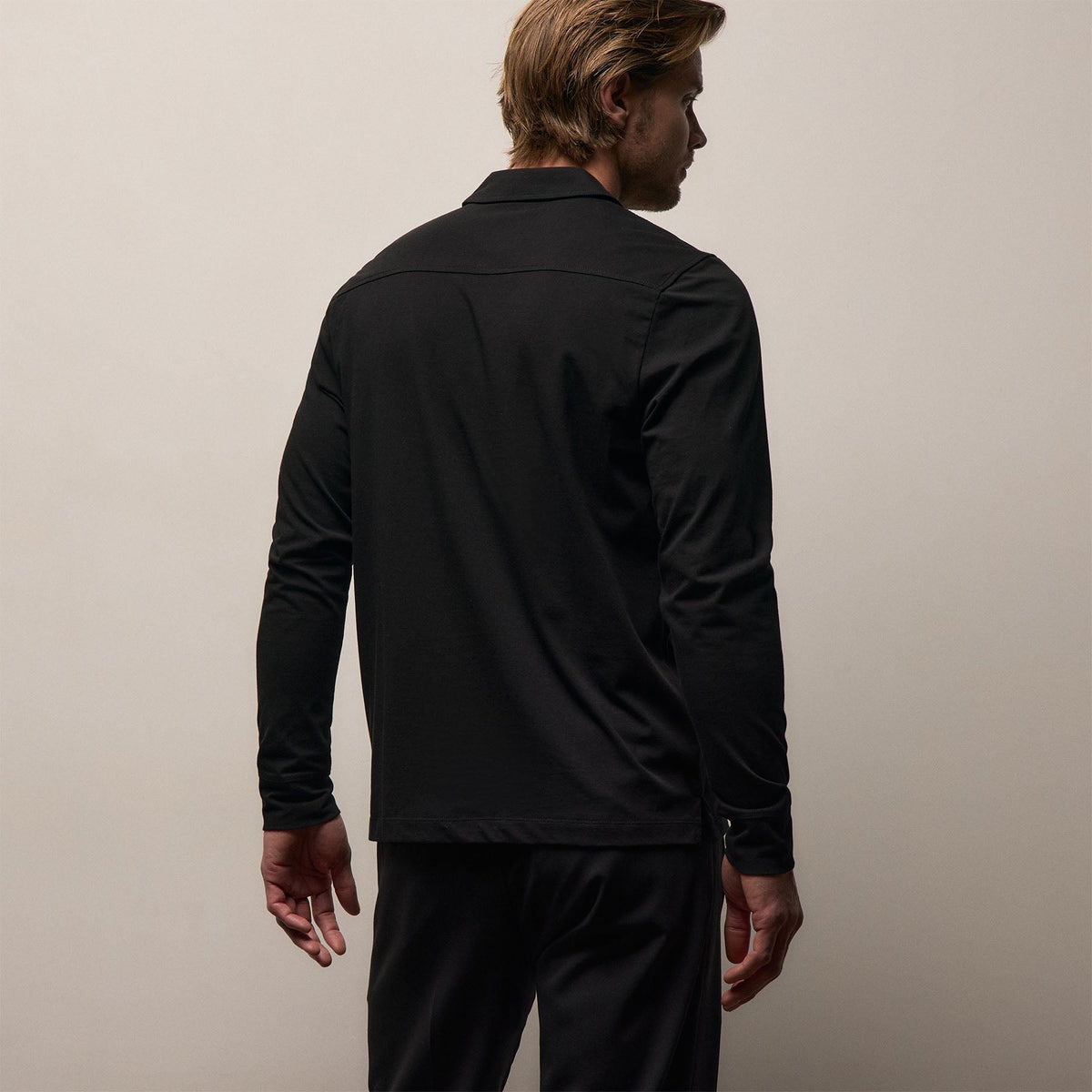 Clean Finish Jersey Shirt in Black | James Perse Los Angeles