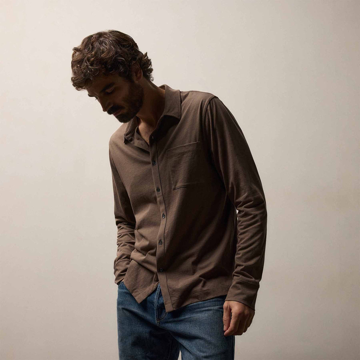 Clean Finish Jersey Shirt in Caribou | James Perse Los Angeles