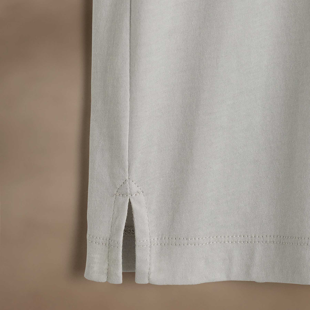 Clean Finish Jersey Shirt in Light Mist | James Perse Los Angeles