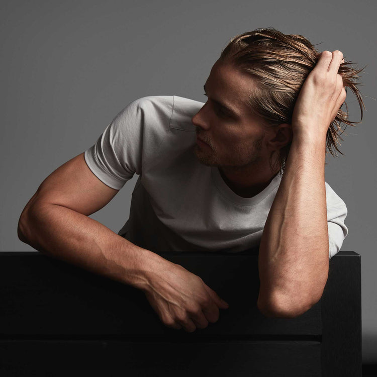Clean Finish Jersey Short Sleeve Crew in Fog | James Perse Los Angeles
