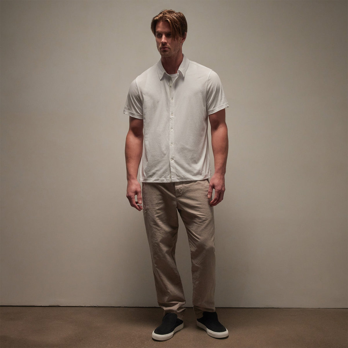 Clean Contrast Placket Short Sleeve in White/Parchment | James Perse Los Angeles