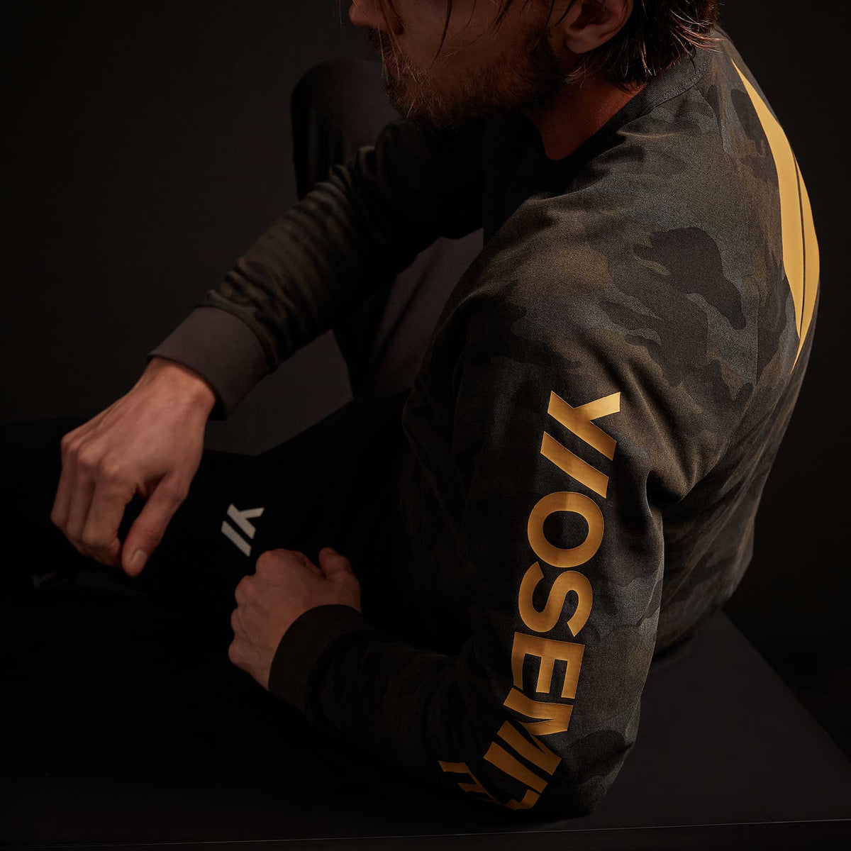 Camo Heavy Jersey Raglan Pullover - Black Forest Camo | James Perse Los Angeles