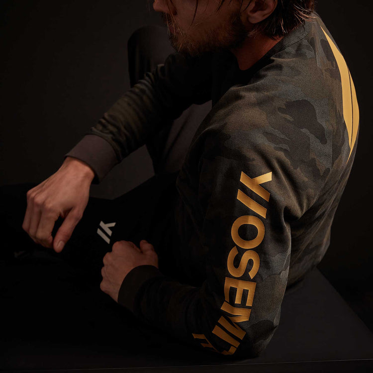 Camo Heavy Jersey Raglan Pullover - Black Forest Camo | James Perse Los Angeles