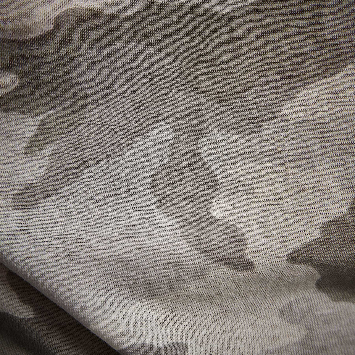 Clear Camo Jersey Raglan in Dust Camo | James Perse Los Angeles