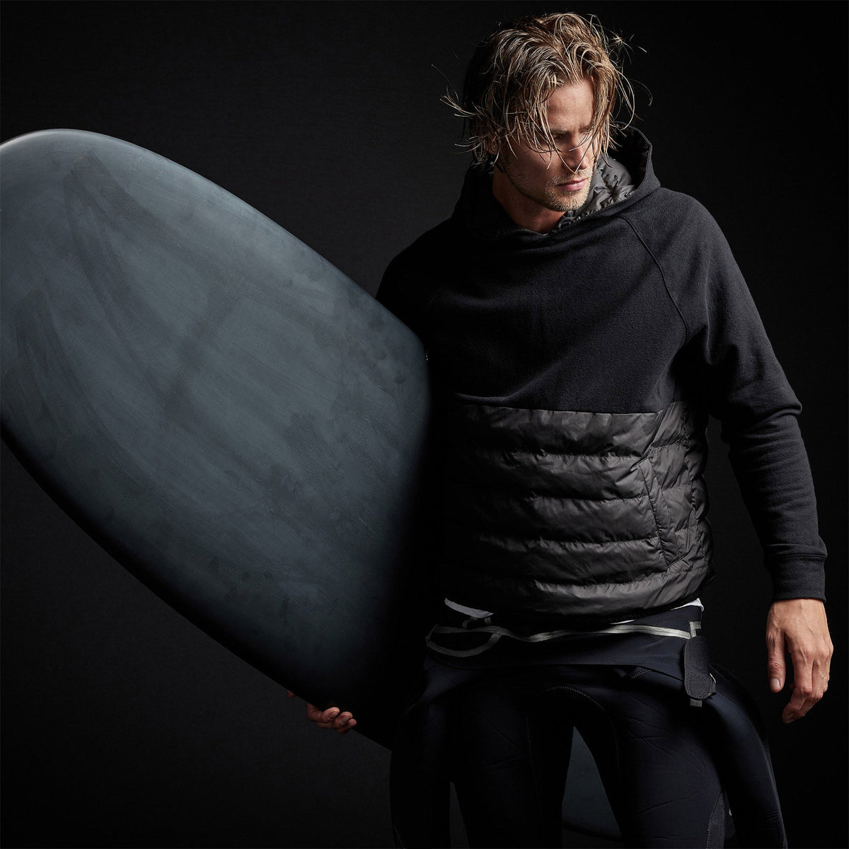 Pullover Hooded Jacket in Black | James Perse Los Angeles