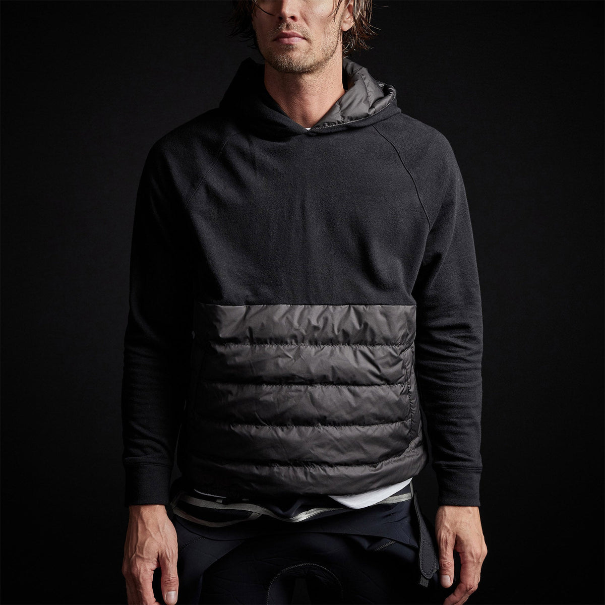 Pullover Hooded Jacket in Black | James Perse Los Angeles