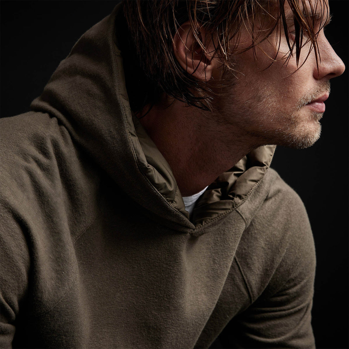 Pullover Hooded Jacket in Olive | James Perse Los Angeles