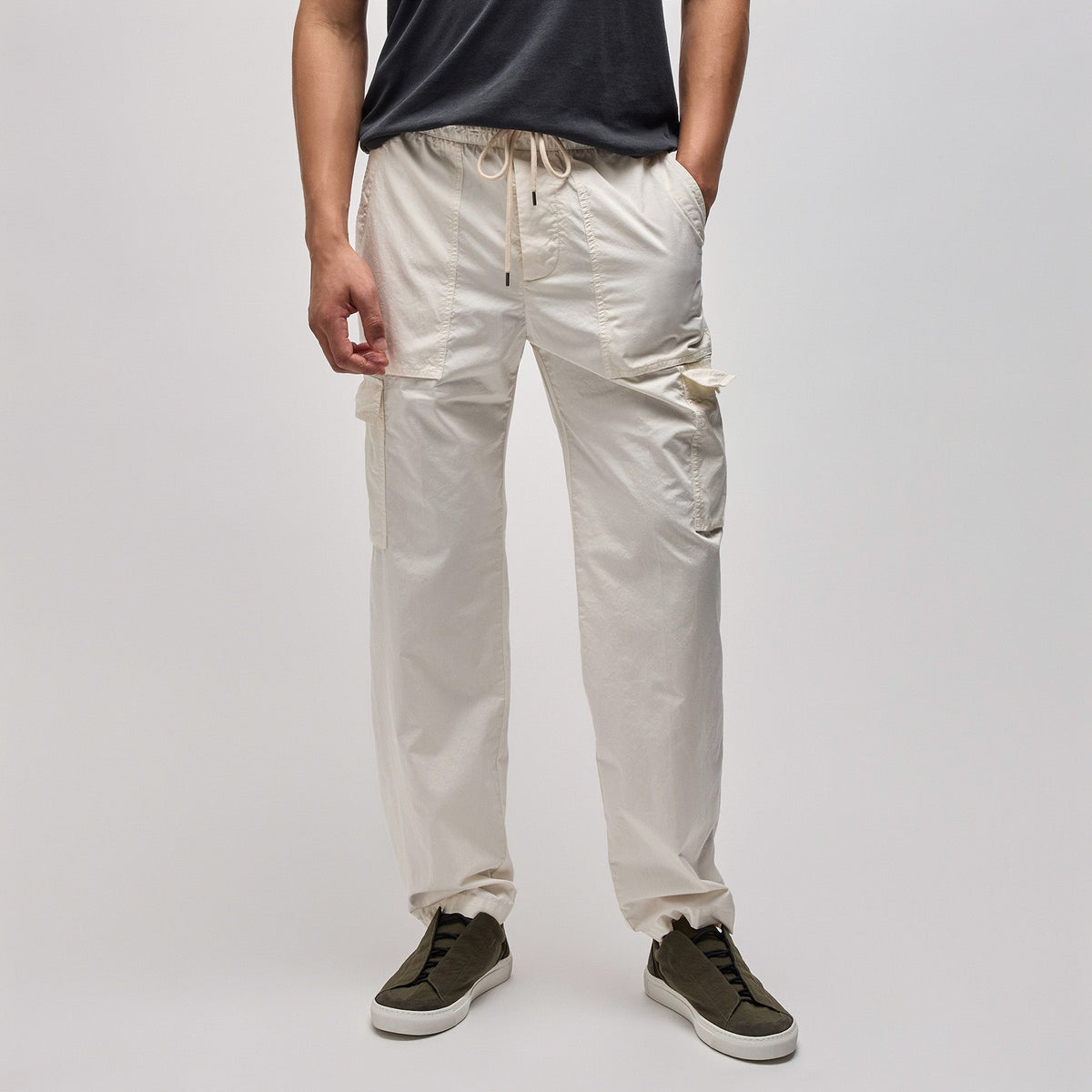 Cotton Poplin Cargo in Cotton Pigment | James Perse Los Angeles