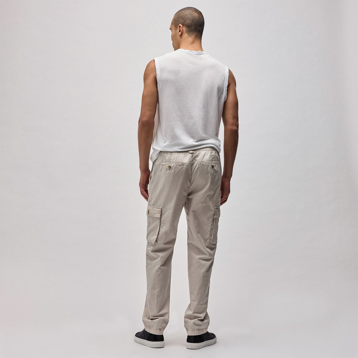 Cotton Poplin Cargo in Salt Pigment | James Perse Los Angeles