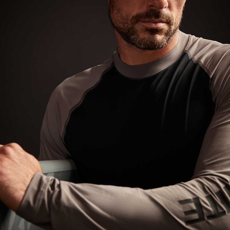Y/OSEMITE Graphic Performance Knit Raglan - Black/Raccoon Grey | James Perse Los Angeles
