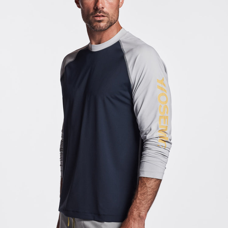 Y/OSEMITE Graphic Performance Knit Raglan In Deep/Steel | James Perse Los Angeles