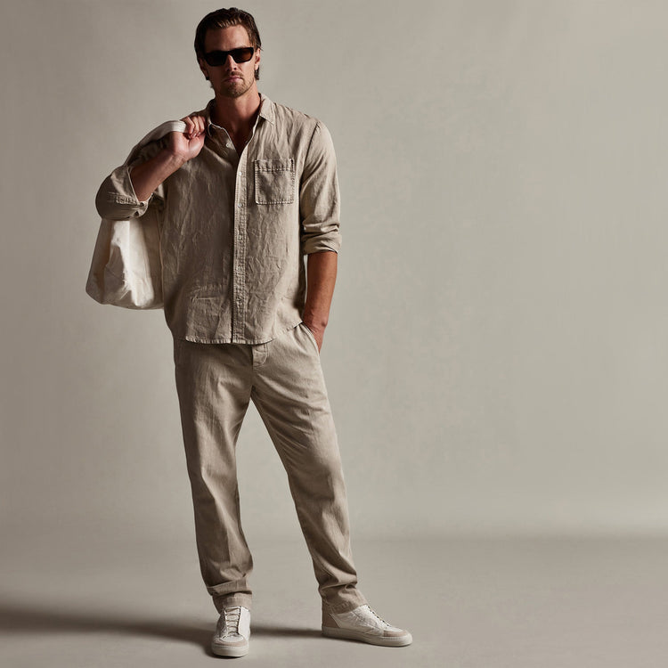 Cotton Linen Twill Classic Fit Shirt in Toast Pigment | James Perse Los Angeles