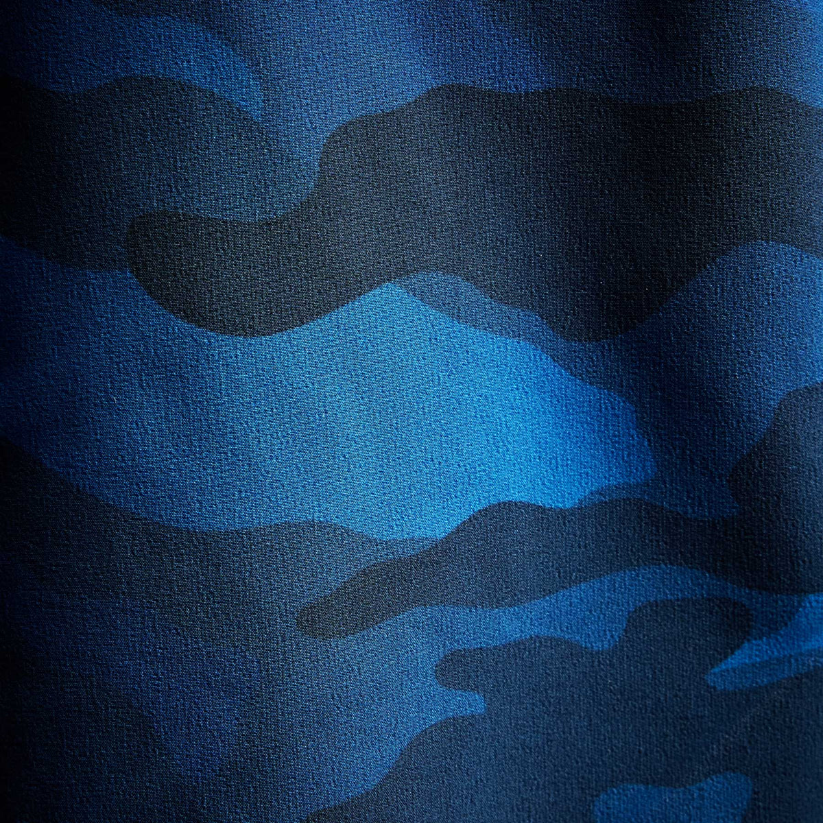 Camo Curve Hem Hybrid Trunk in Pacific Camo/Oxide | James Perse Los Angeles