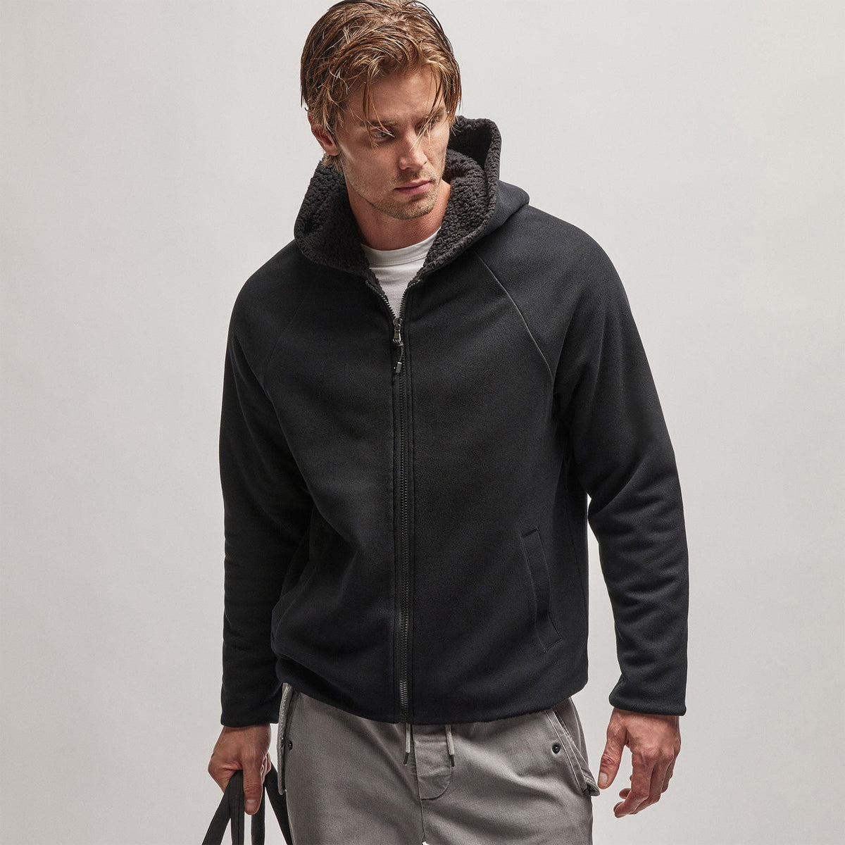 Sherpa Lined Scuba Hoodie in Black/Black | James Perse Los Angeles