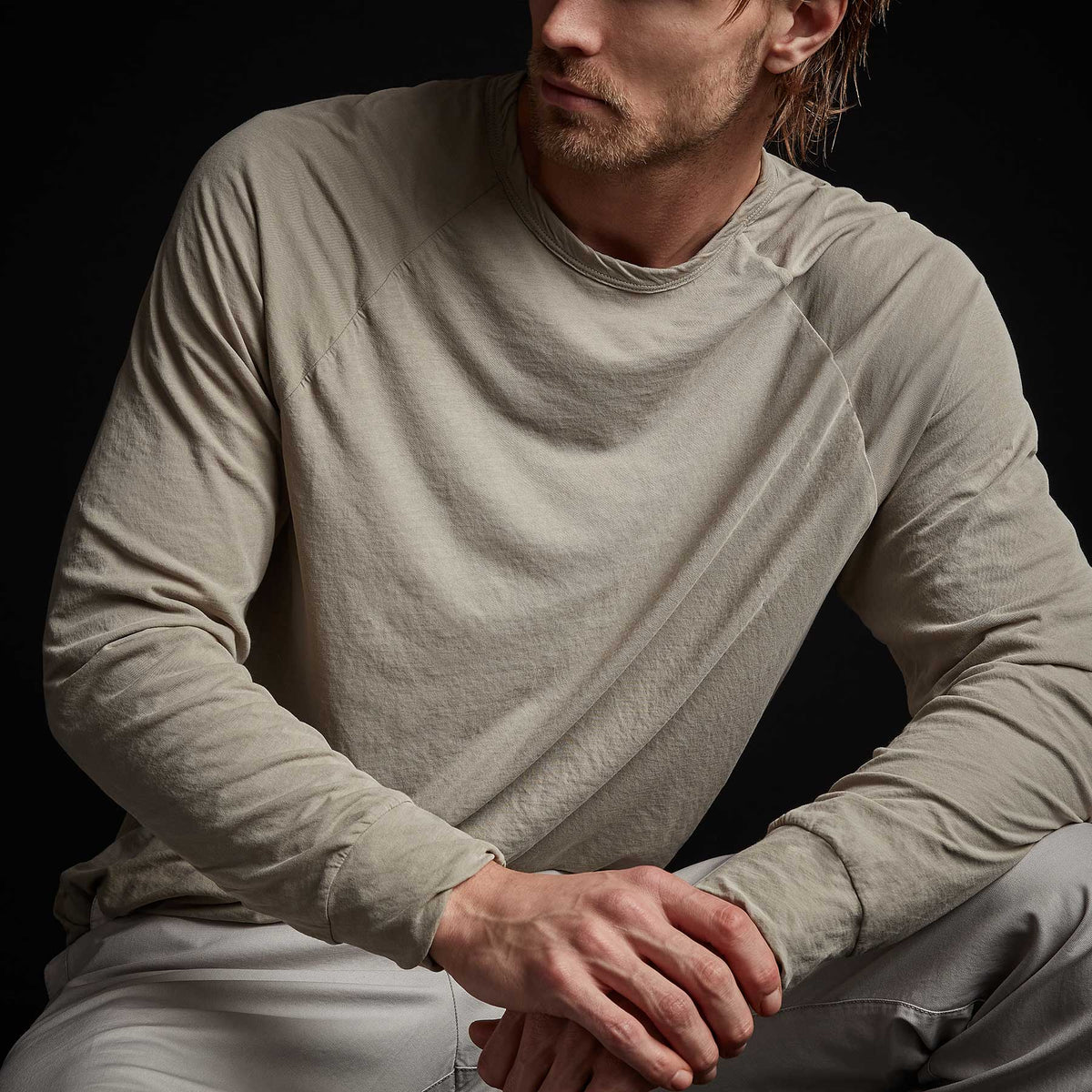 Long Sleeve Raglan in Mineral | James Perse Los Angeles