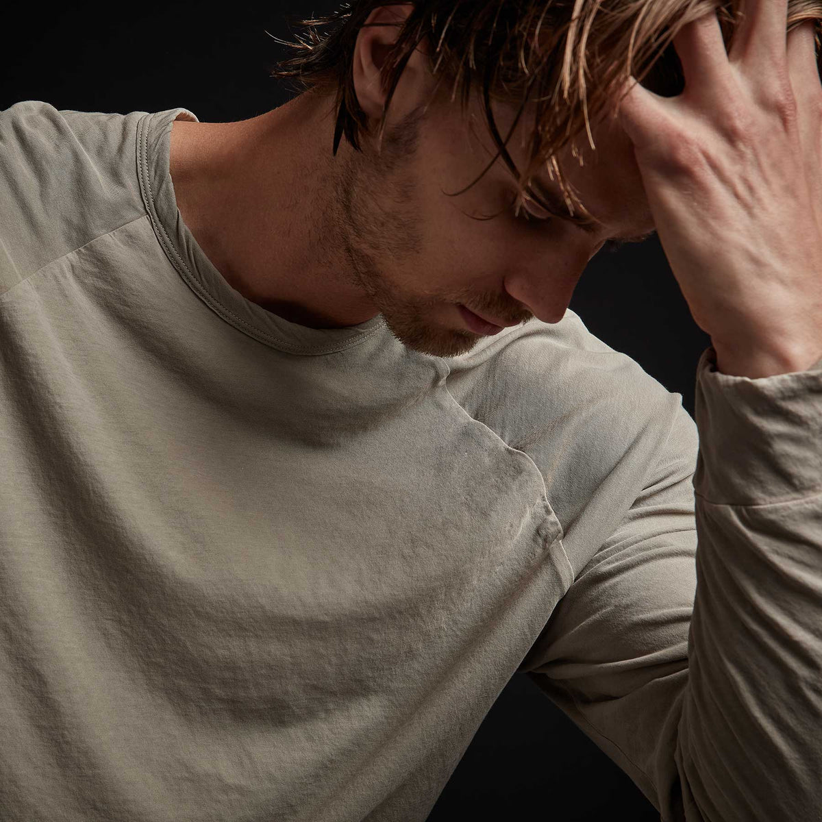 Long Sleeve Raglan in Mineral | James Perse Los Angeles