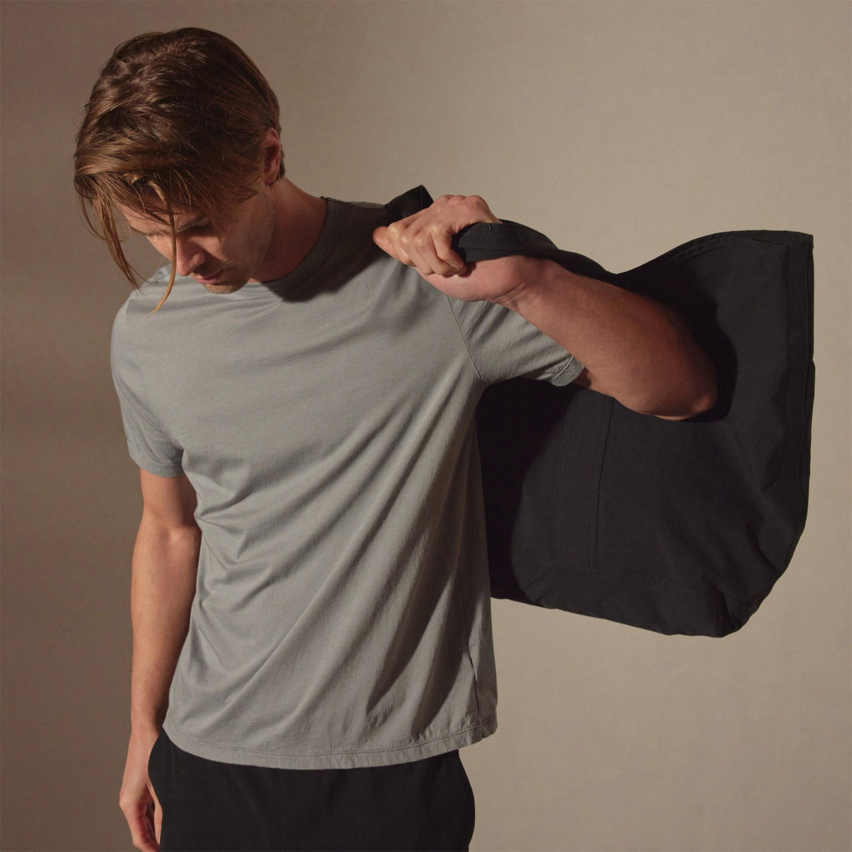 Luxe Lotus Jersey Tee in Dove | James Perse Los Angeles