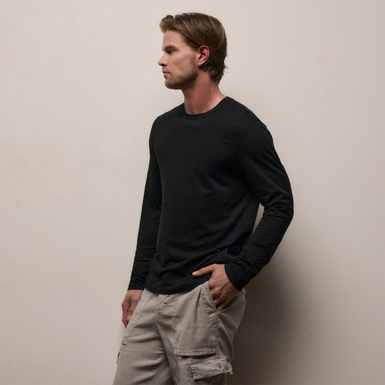 Luxe Lotus Jersey Long Sleeve in Black | James Perse Los Angeles