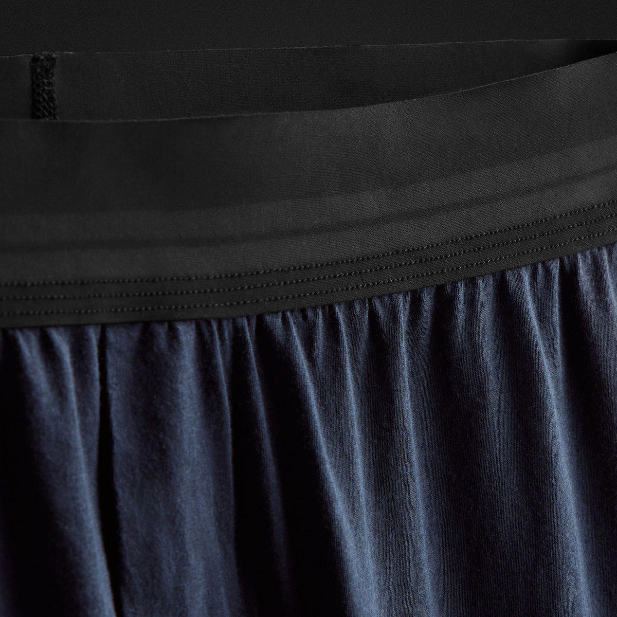 Luxe Lotus Relaxed Fit Boxer Short in French Navy | James Perse Los Angeles FLAT