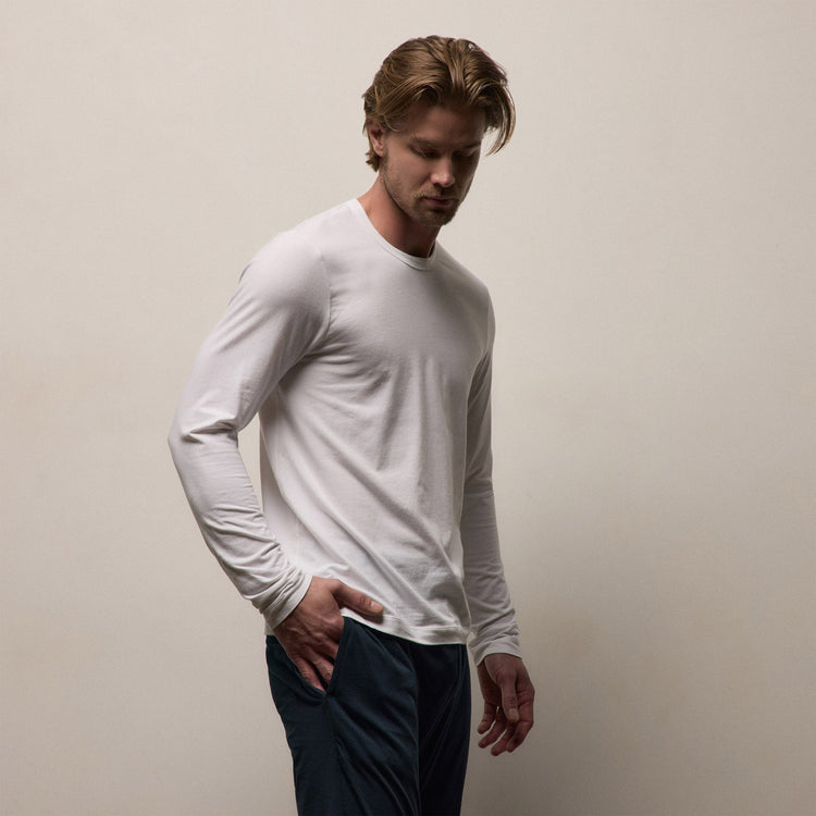 Elevated Lotus Jersey Lounge Crew in White | James Perse Los Angeles