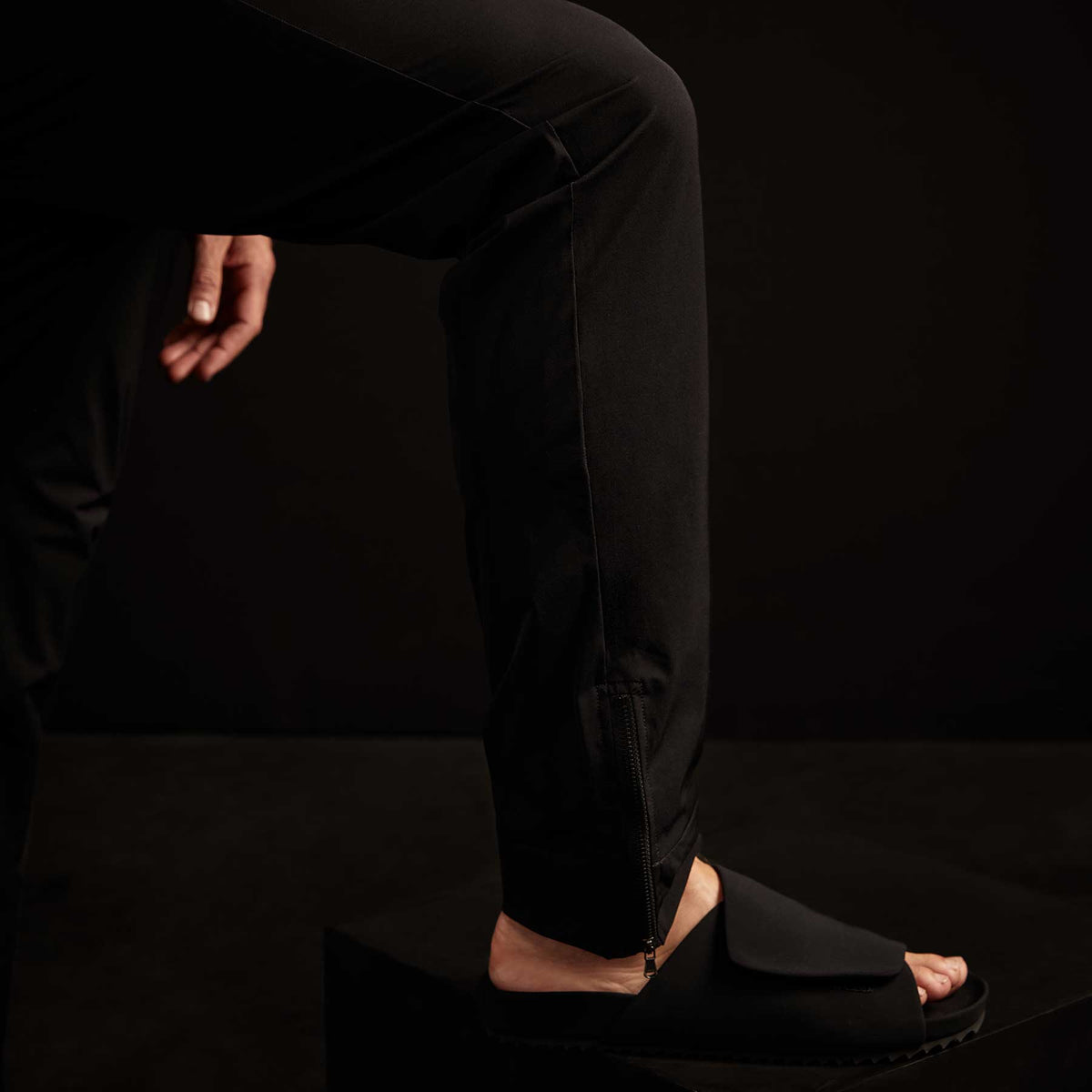 Y/OSEMITE Jersey Lined Performance Pant - Black | James Perse Los Angeles