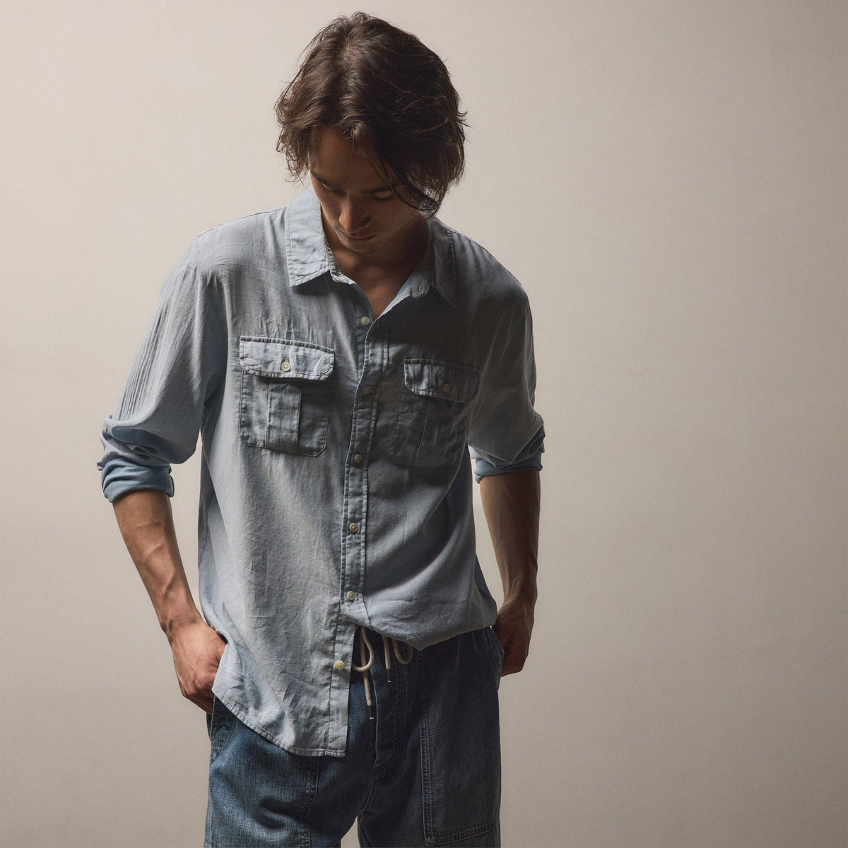 Featherweight Denim Utility Shirt in Bleach Wash | James Perse Los Angeles