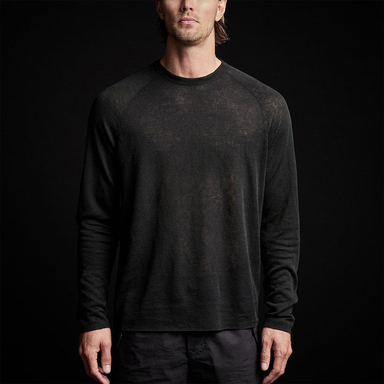 Fine double Layer Raglan Long Sleeve in Black/Navy | James Perse Los Angeles
