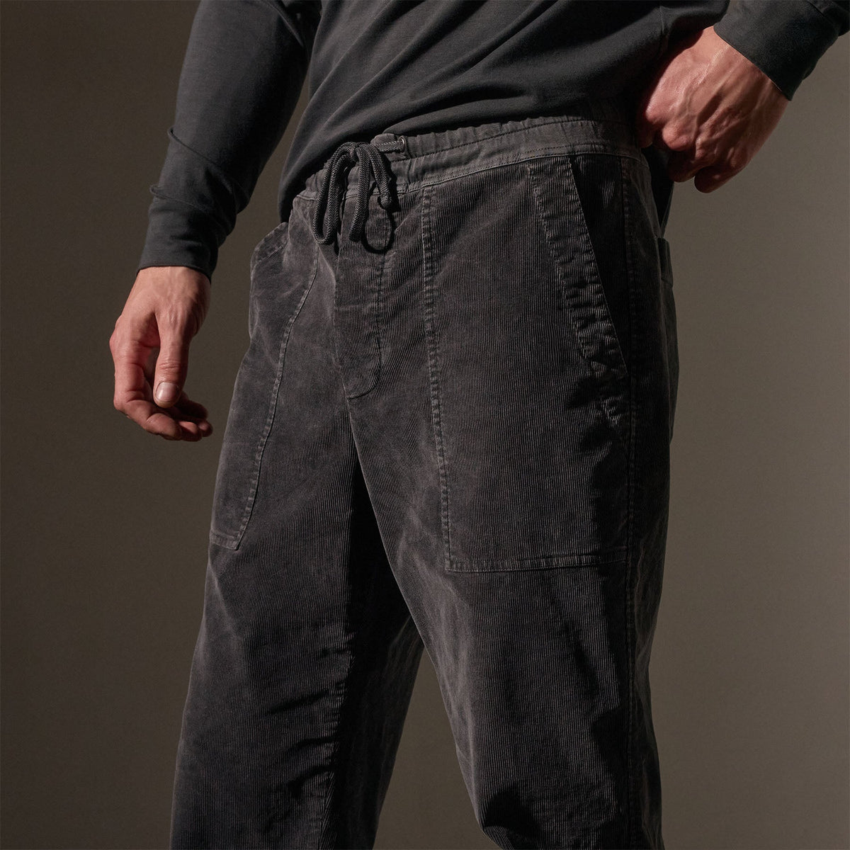 Corduroy Utility Pant  in Magma Pigment | James Perse Los Angeles