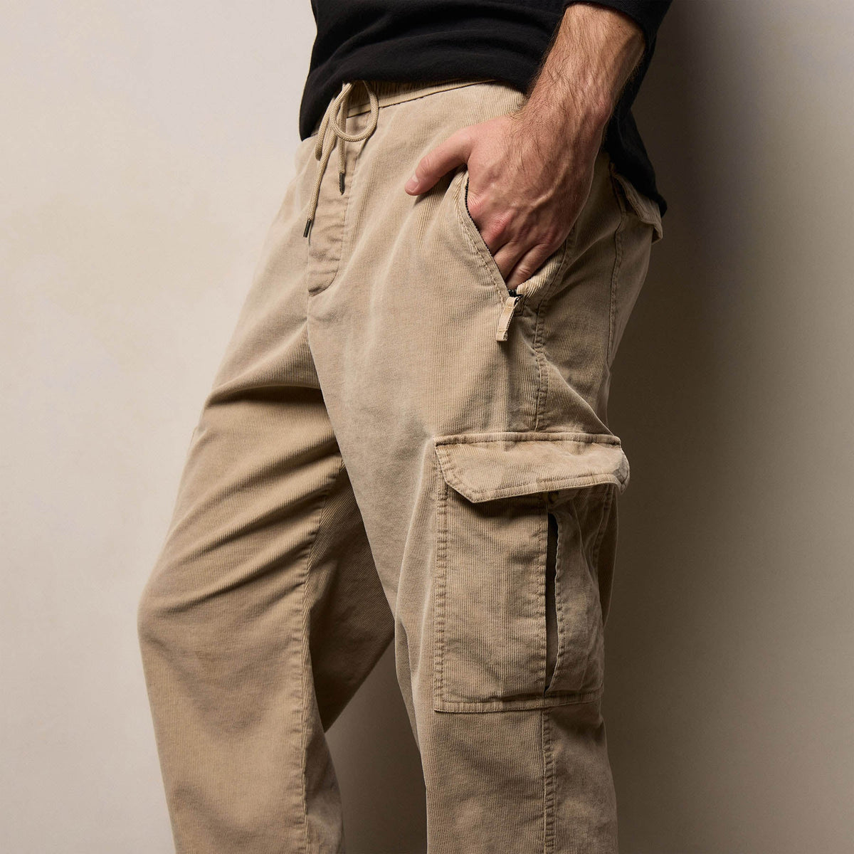 Corduroy Utility Pant in Light Khaki Pigment | James Perse Los Angeles