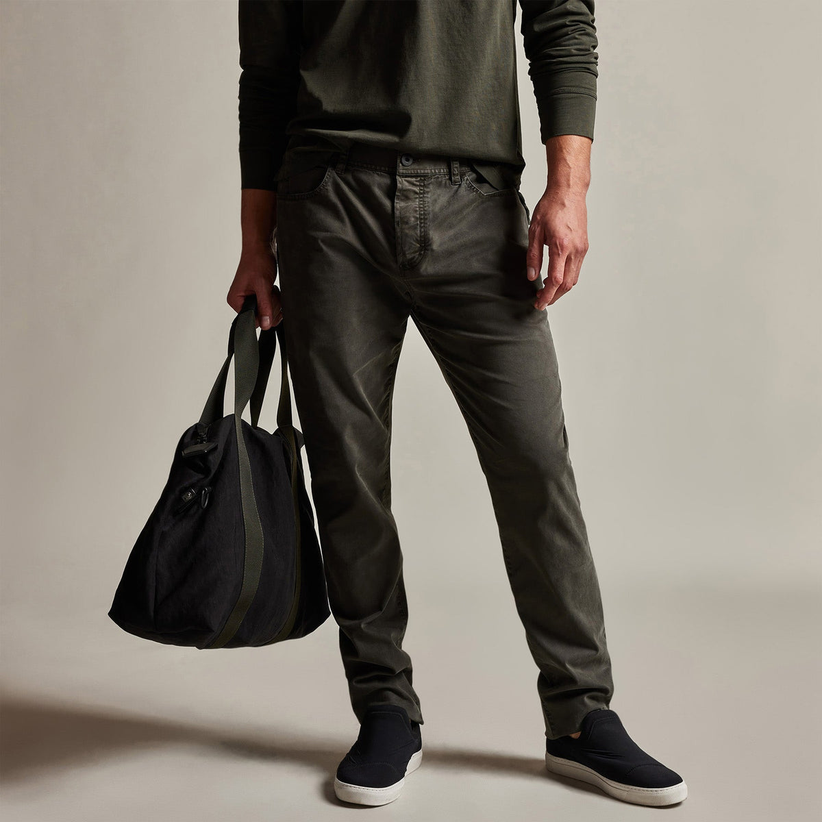 Brushed Twill 5 Pocket Pant in Dark Olive Pigment | James Perse Los Angeles