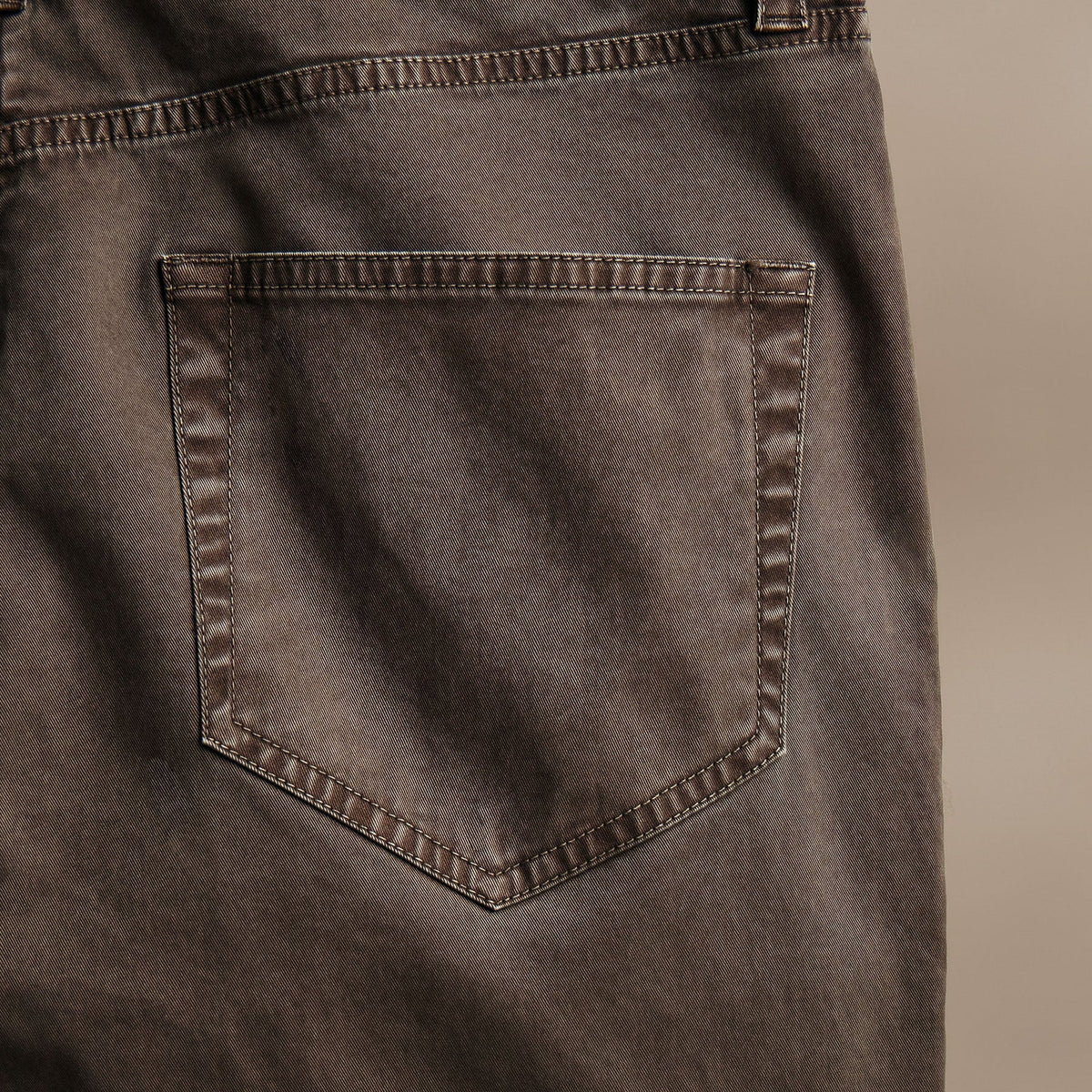 Brushed Twill 5 Pocket Pant  in Loam Pigment | James Perse Los Angeles