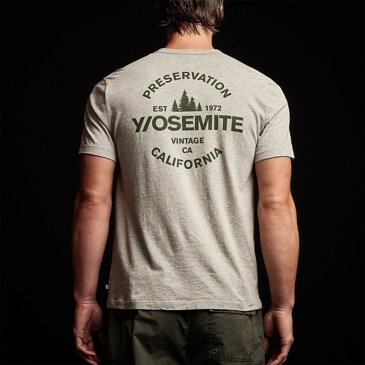 Y/OSEMITE Short Sleeve Crew Neck in Heather Grey/Rugby | James Perse Los Angeles