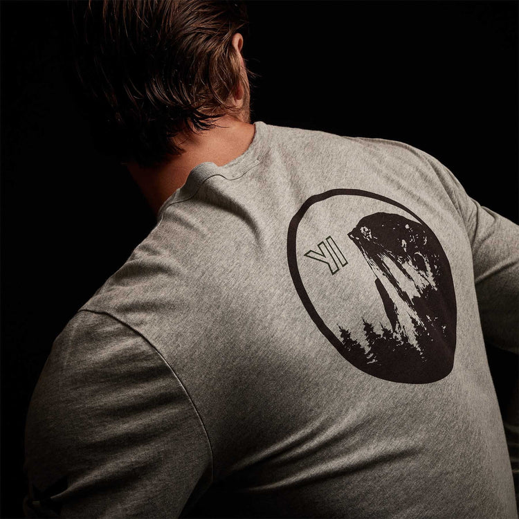 Y/OSEMITE Long Sleeve Crew Neck in Heather Grey | James Perse Los Angeles