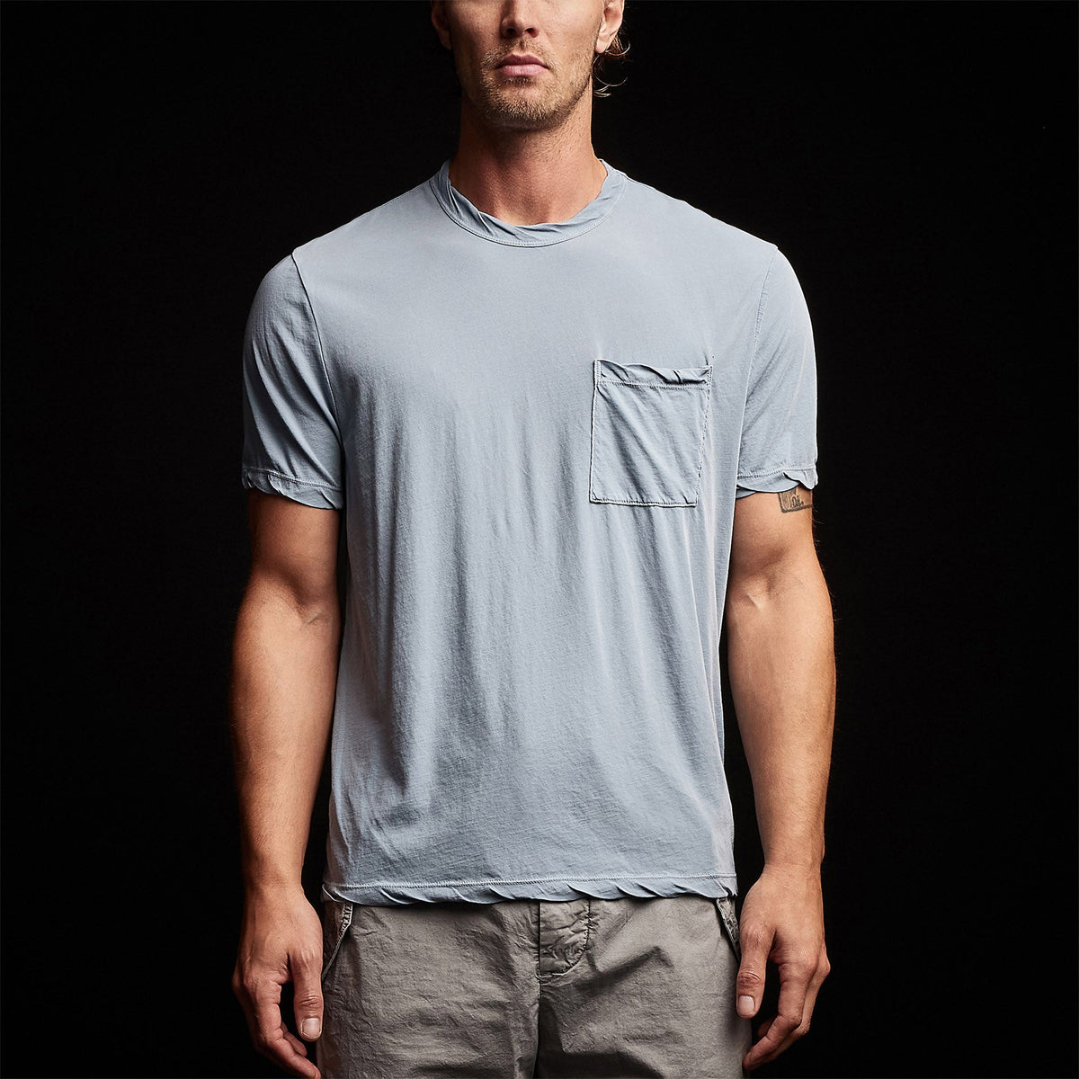 Jersey Short Sleeve Pocket Crew in Bluestone Pigment | James Perse Los Angeles