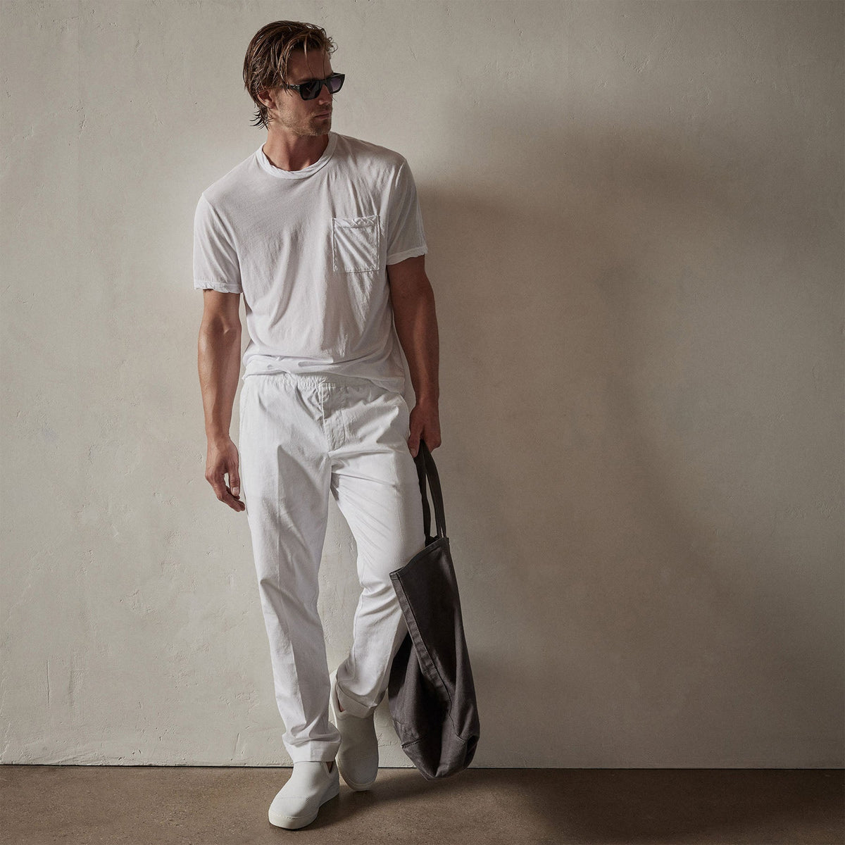 Jersey Short Sleeve Pocket Crew in White | James Perse Los Angeles