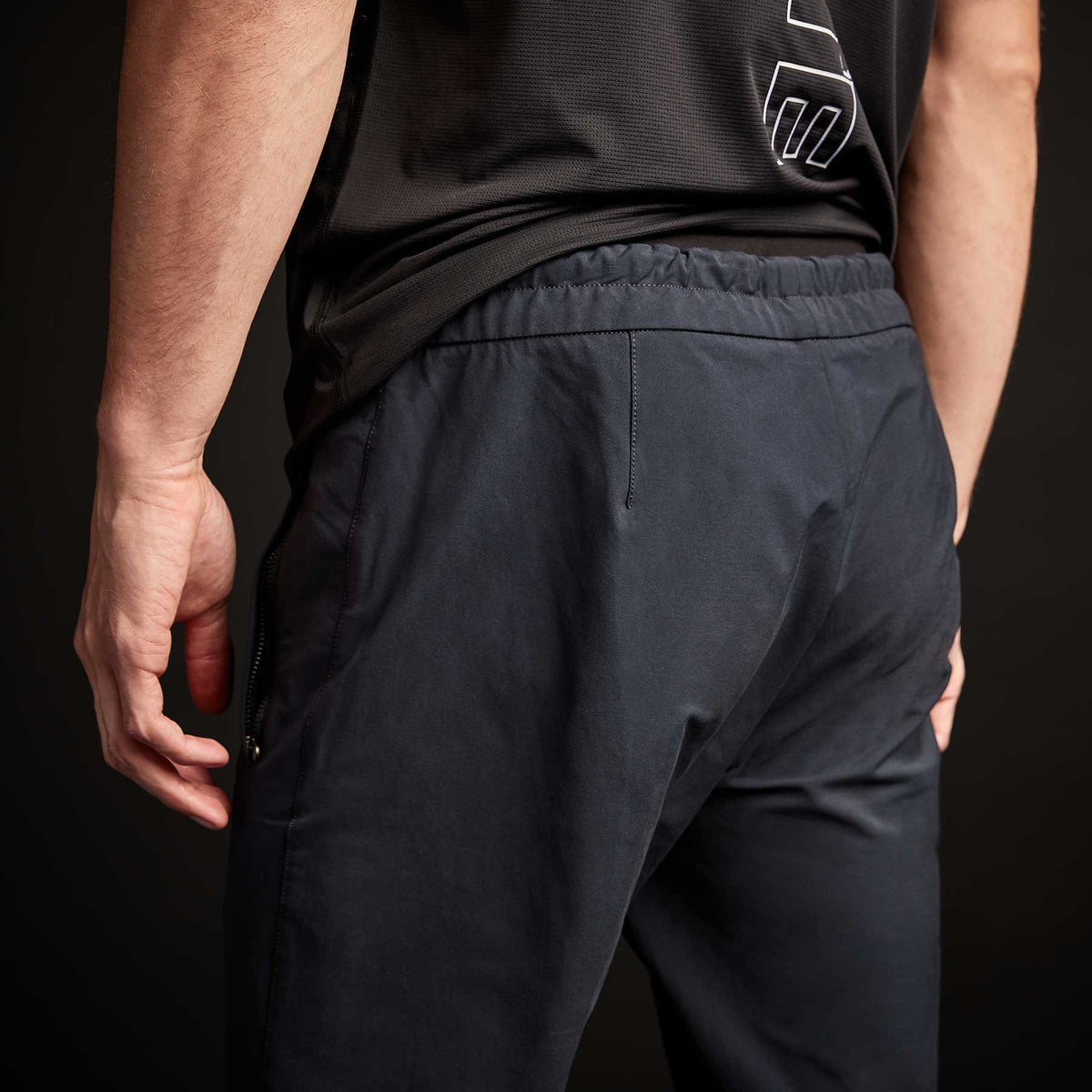 Y/OSEMITE Performance Cotton Pant In Deep | James Perse Los Angeles
