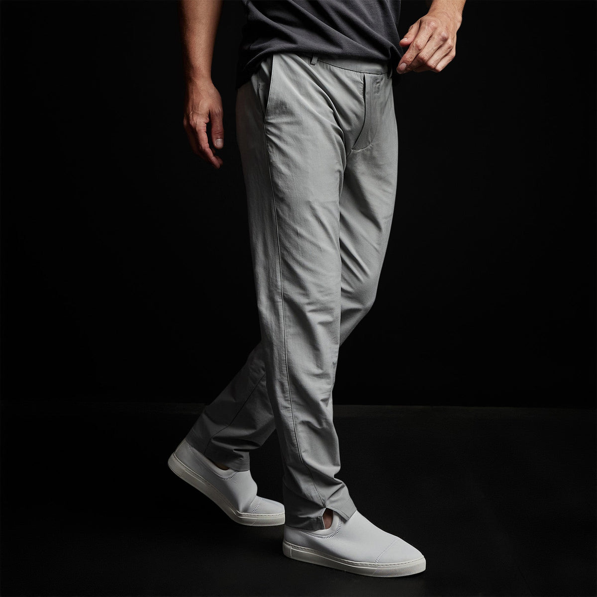 Golf Trouser in Dove | James Perse Los Angeles