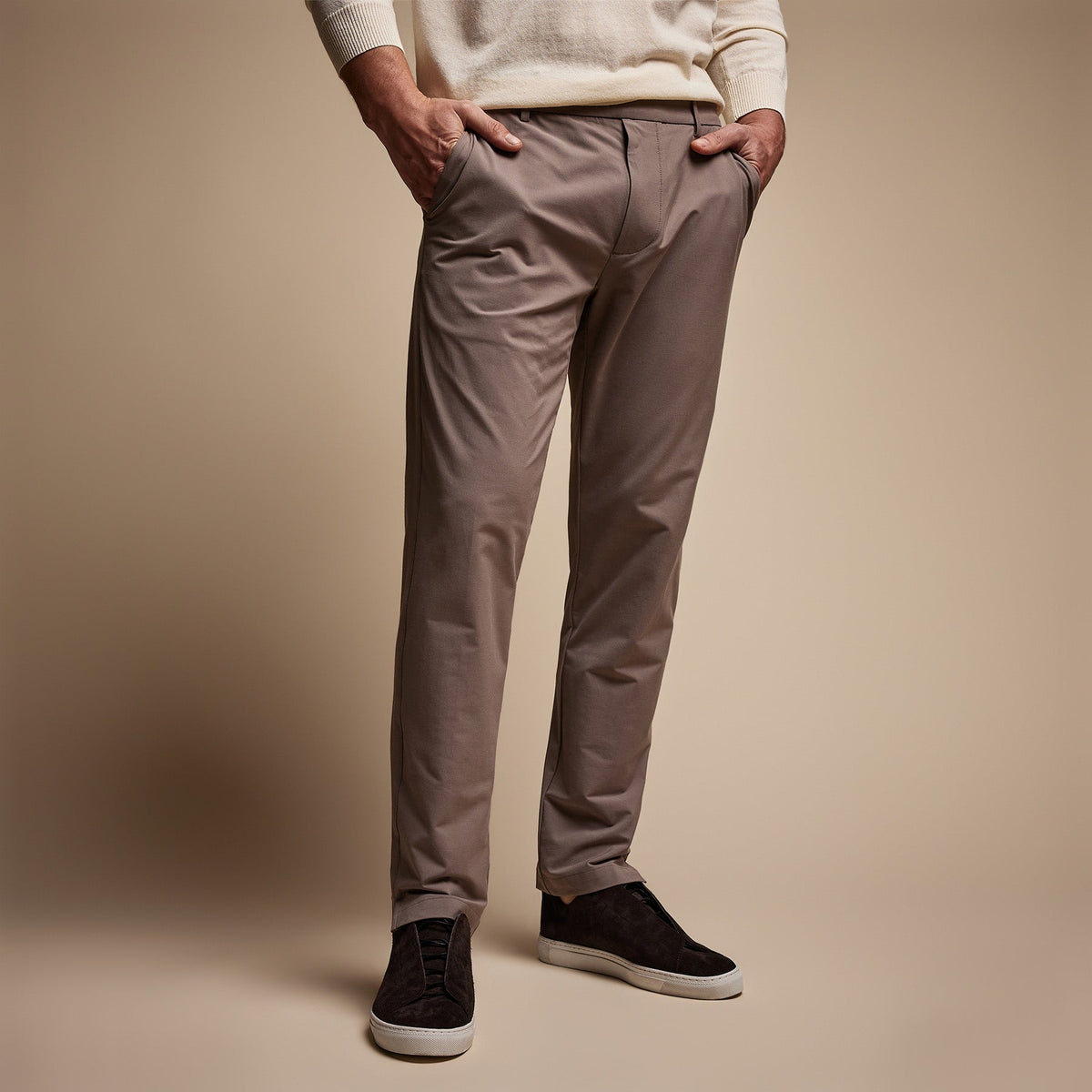 Performance Trouser in Mason | James Perse Los Angeles