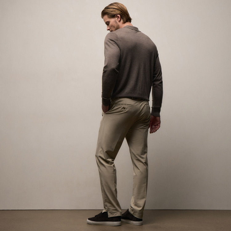 Golf Trouser in Sand | James Perse Los Angeles
