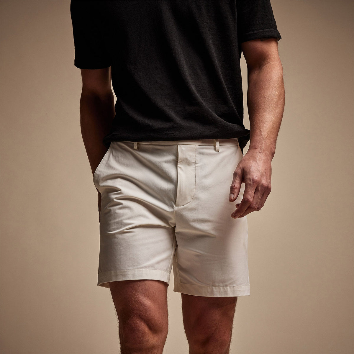 Performance Short in Off White | James Perse Los Angeles