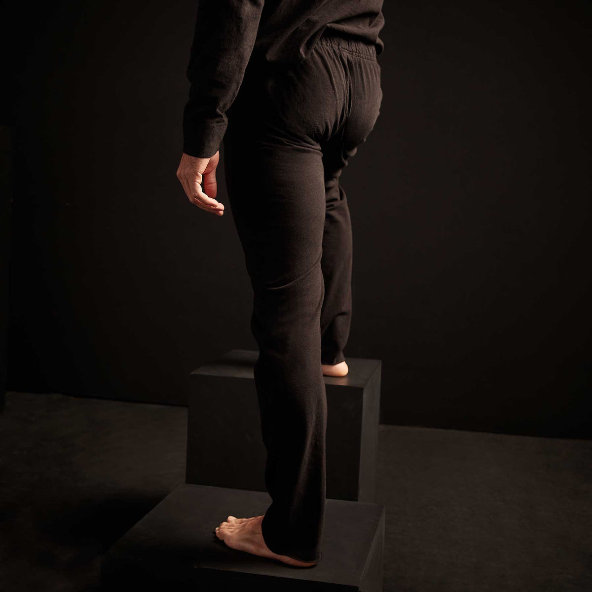 High Twist Jersey Pant - Black | James Perse Los Angeles