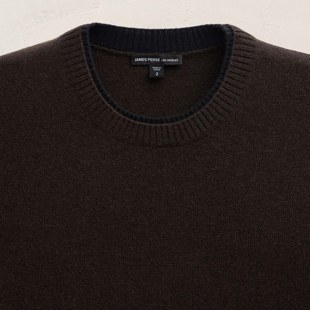 Contrast Trim Cashmere Crew in Kona/Black | James Perse Los Angeles FLAT
