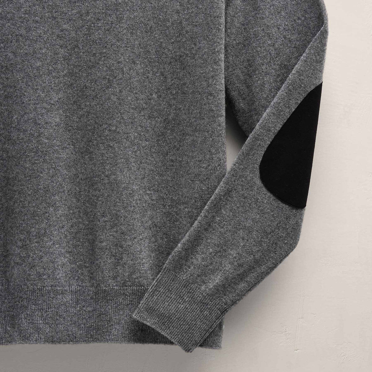 Italian Spun Cashmere Sweater in Mid Grey | James Perse Los Angeles FLAT