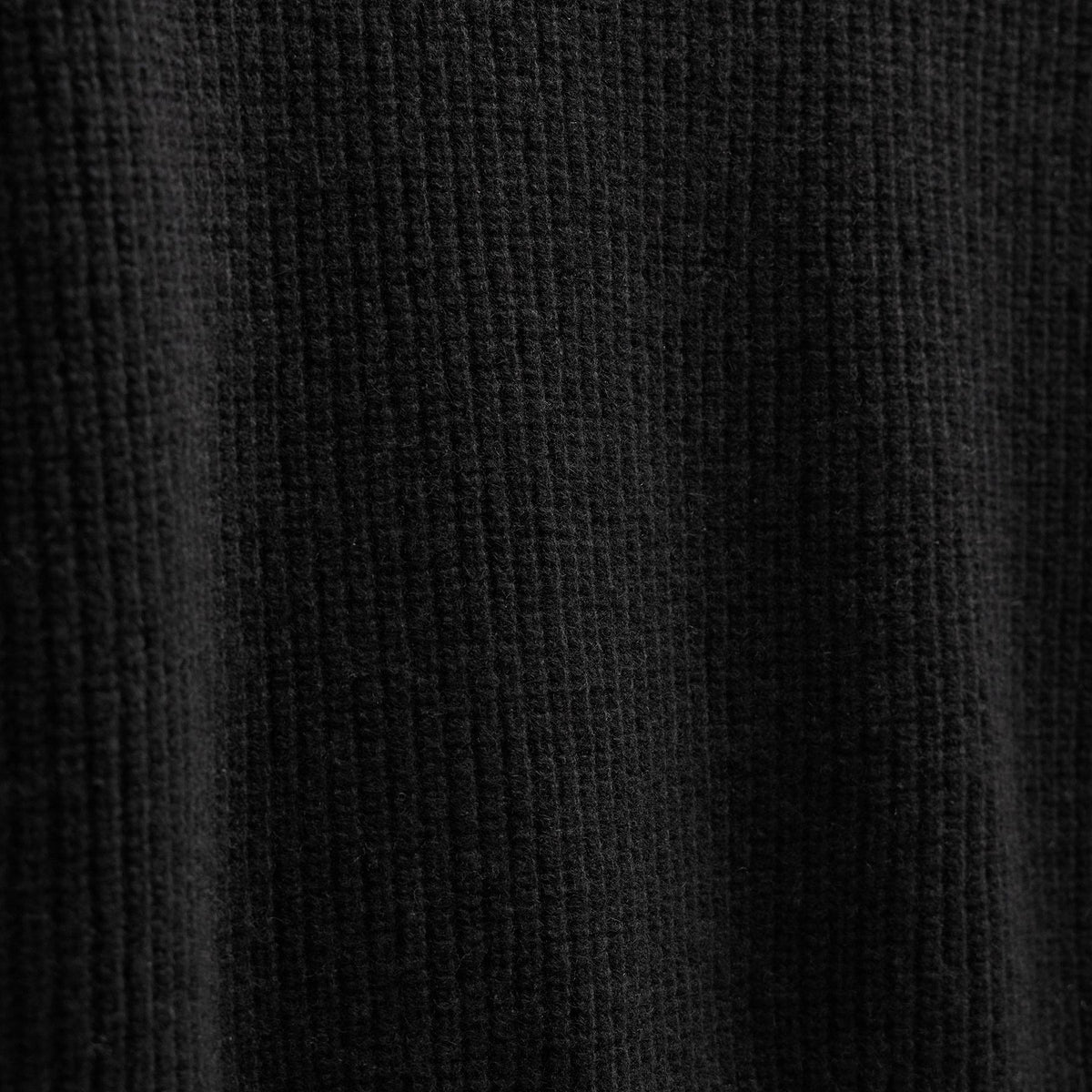 Italian Spun Cashmere Half Zip in Black | James Perse Los Angeles FLAT