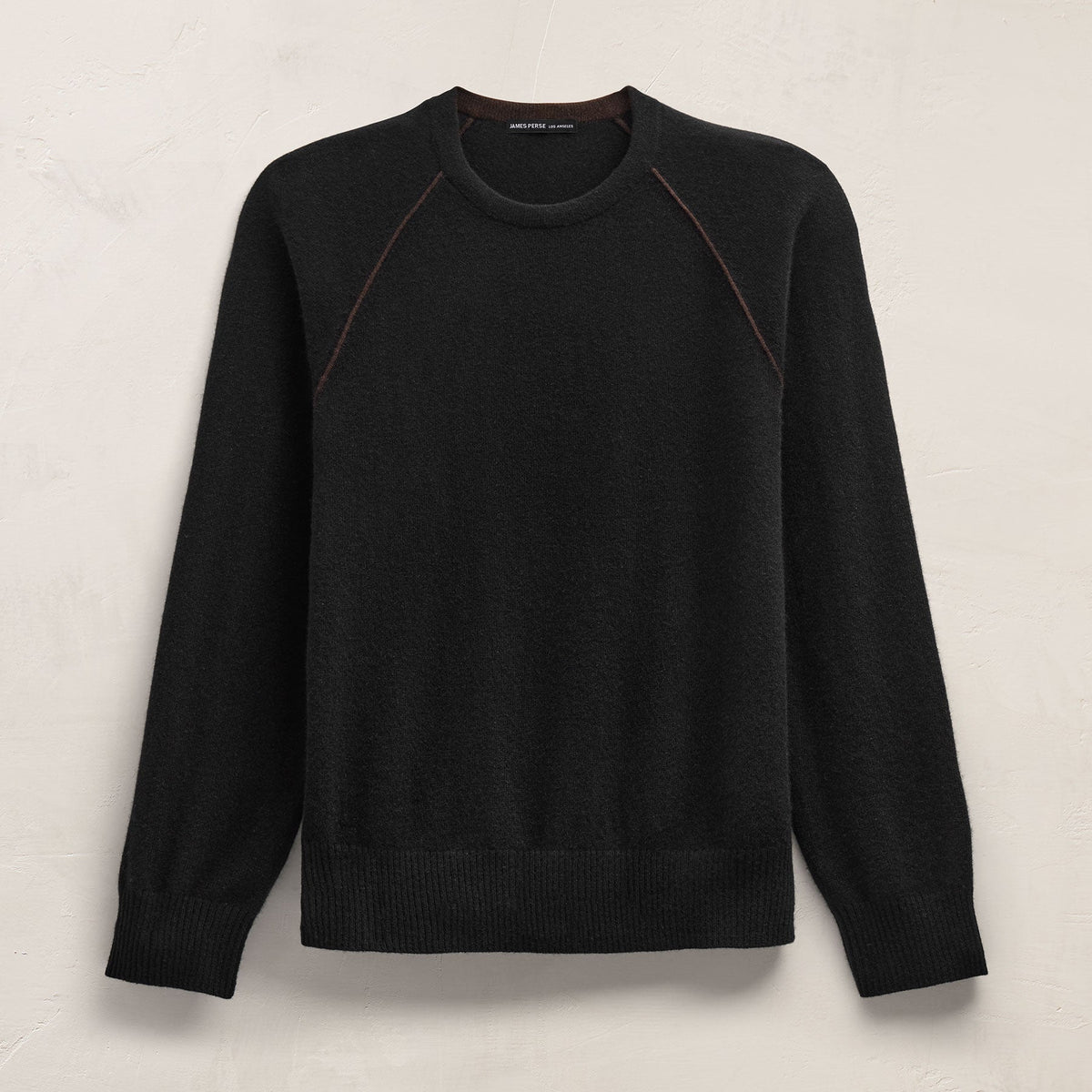 Italian Spun Cashmere Raglan Piped Crew in Black/Kona | James Perse Los Angeles FLAT