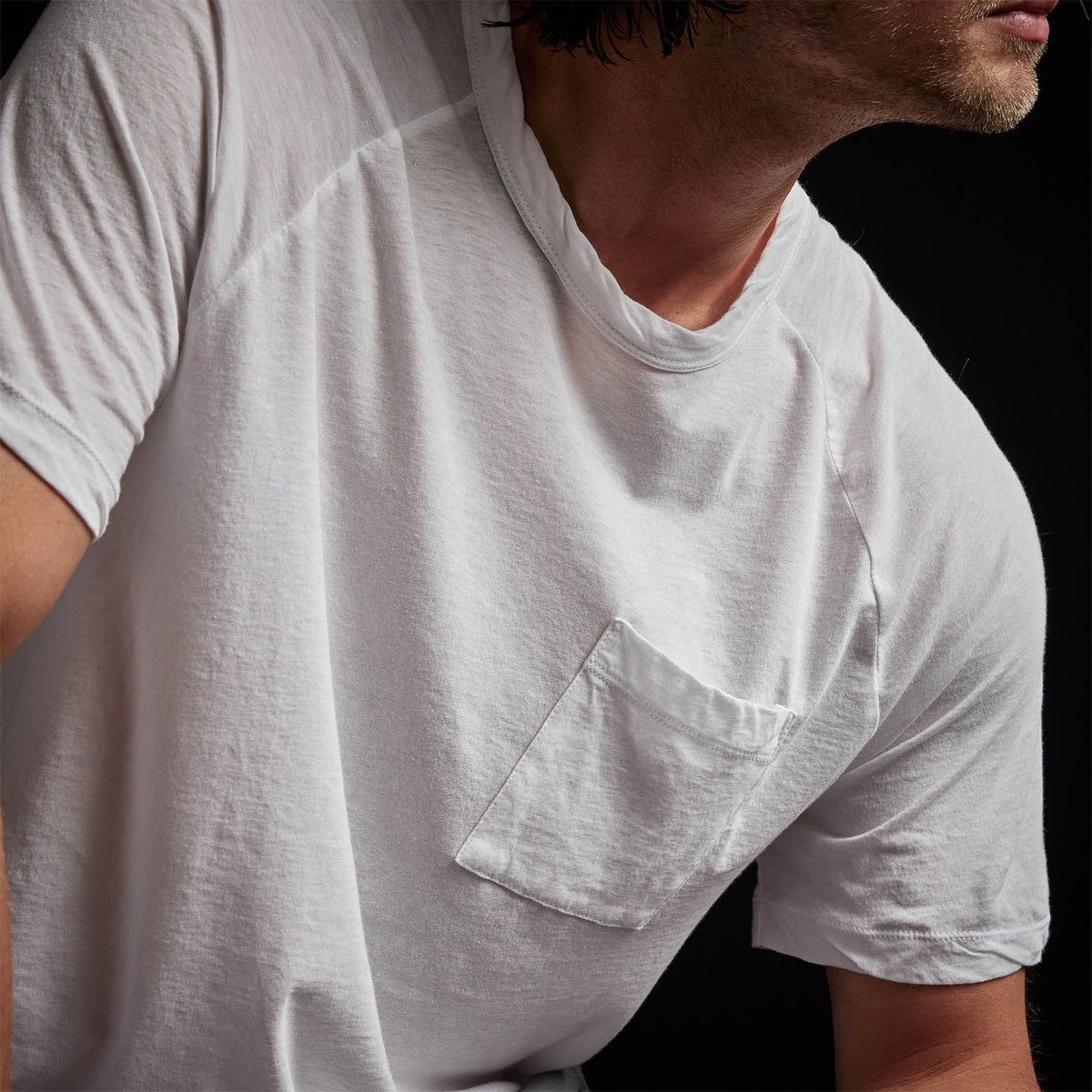 Linen Palm Tee in White | James Perse Los Angeles